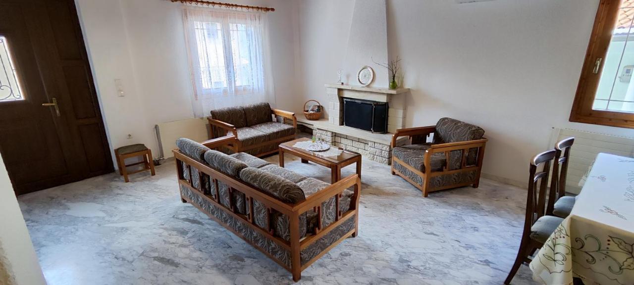 شقة Theofania'S Marble House Meteora كاستراكيون المظهر الخارجي الصورة